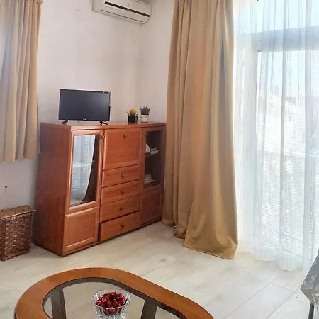 Comfortable In Vir, Sea And Mountain View, 35m² Apartman Vir