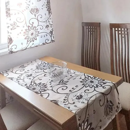 Comfortable In Vir, Sea And Mountain View, 35m² Apartman Vir