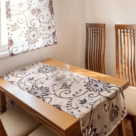 Comfortable In Vir, Sea And Mountain View, 35m² Apartman Vir