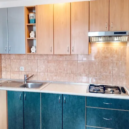 Apartman Comfortable In Vir, Sea And Mountain View, 35m²