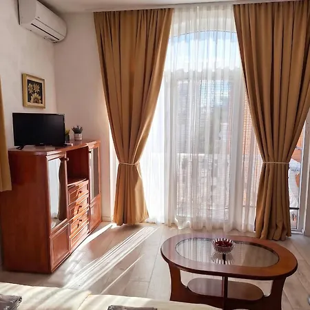 Comfortable In Vir, Sea And Mountain View, 35m² * Vir