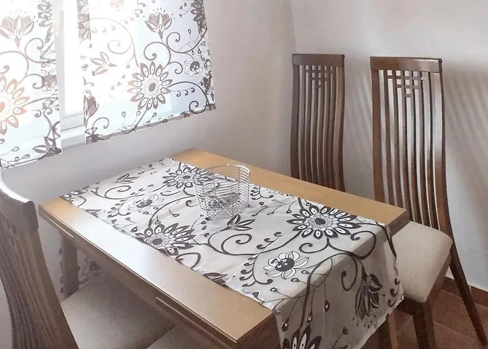 Comfortable In Vir, Sea And Mountain View, 35m² Apartment Vir