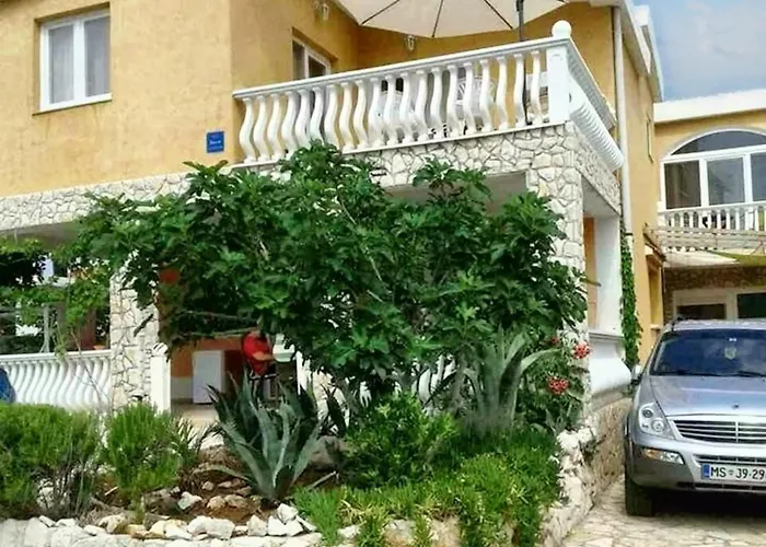 Comfortable In Vir, Sea And Mountain View, 35m² Apartment *